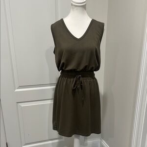 Evereve green sundress